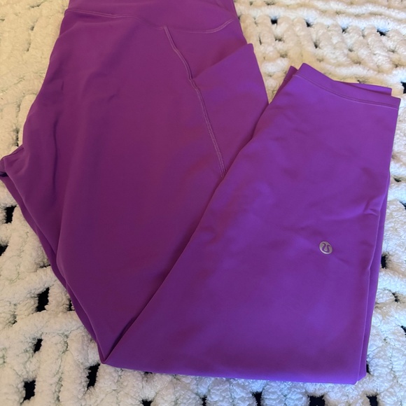 Lululemon size 16 leggings - Picture 1 of 4
